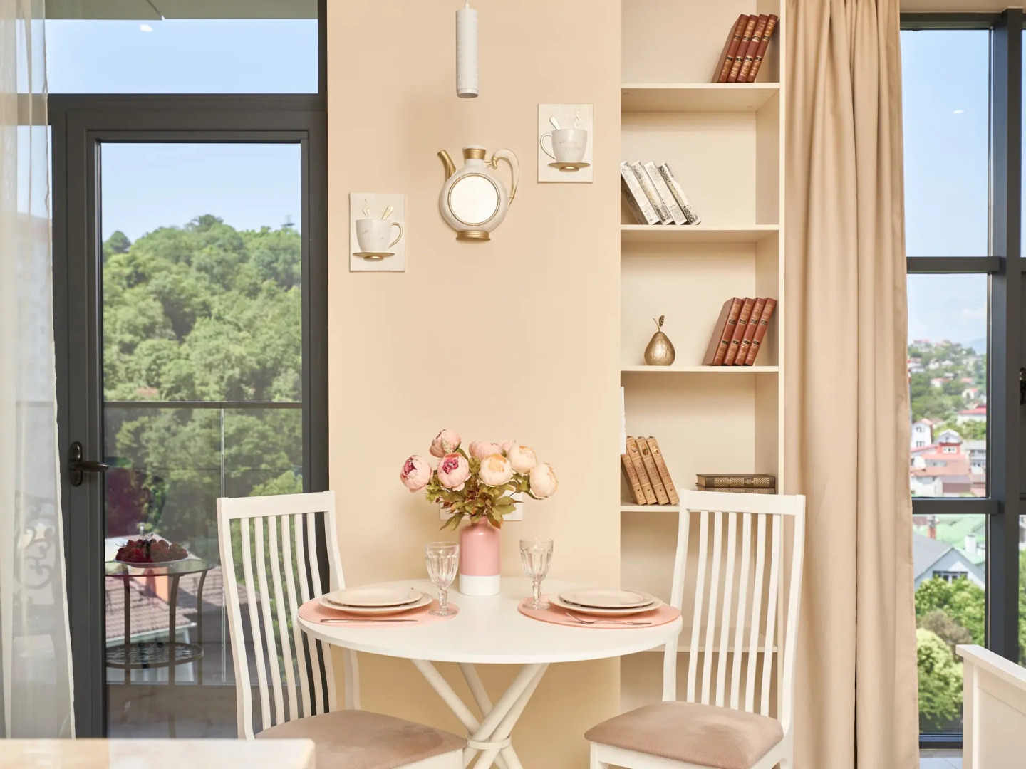 Апартаменты Фестивальный Lamare с Балконом и Видом на Парк Дендрарий