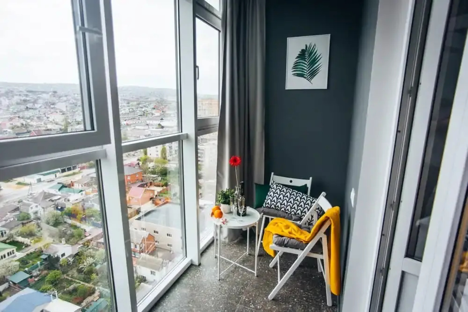 Апартаменты Uzor Apart Квартира на Энгельса с шикарным видом на закат