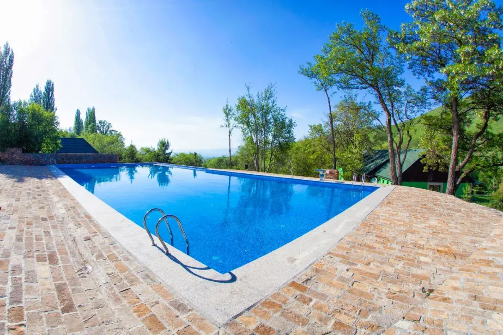 Aksu Zhabagyilyi Guest House