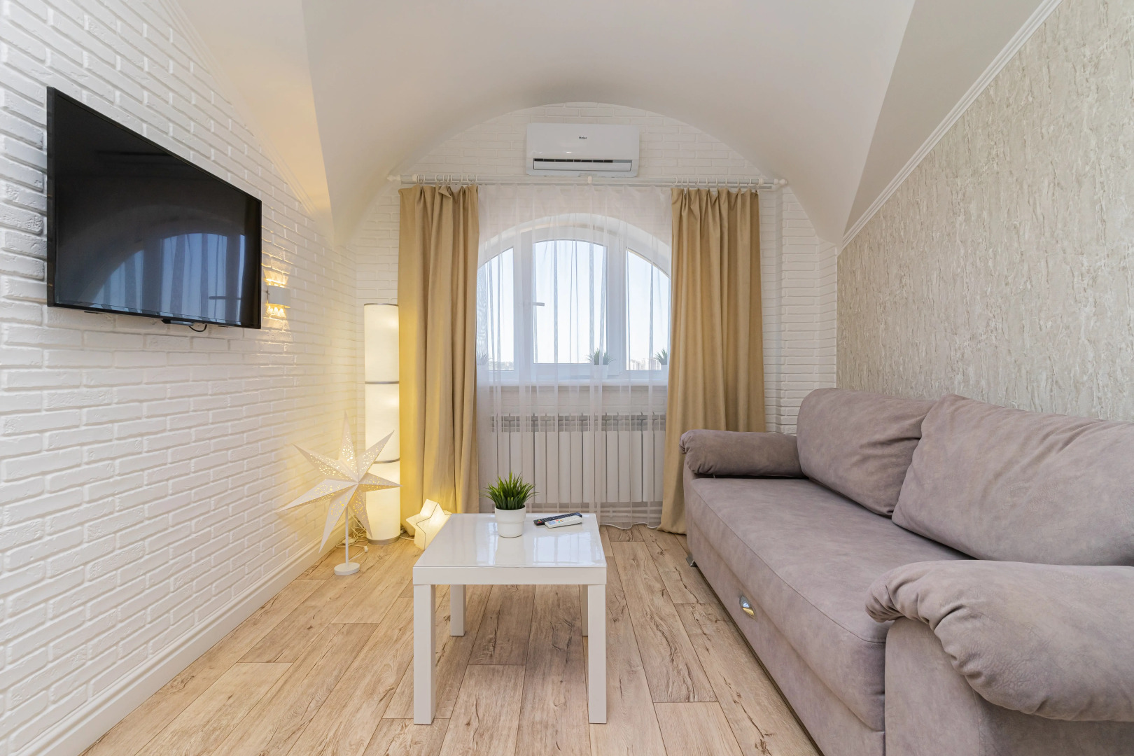 Квартира ЛЮКС Посуточно в ЖК Столичный