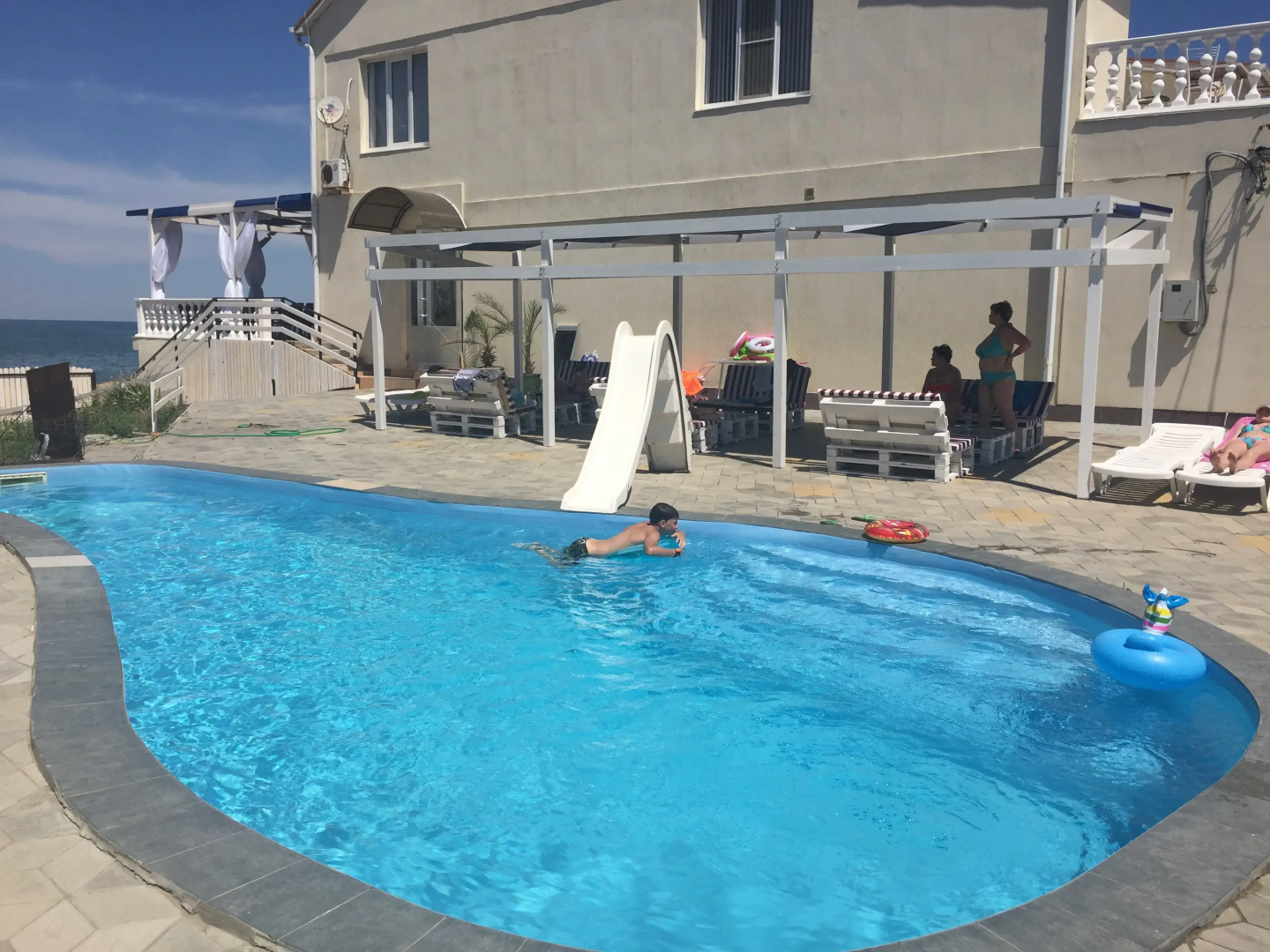 Гостевой Дом Фалькон Тамани