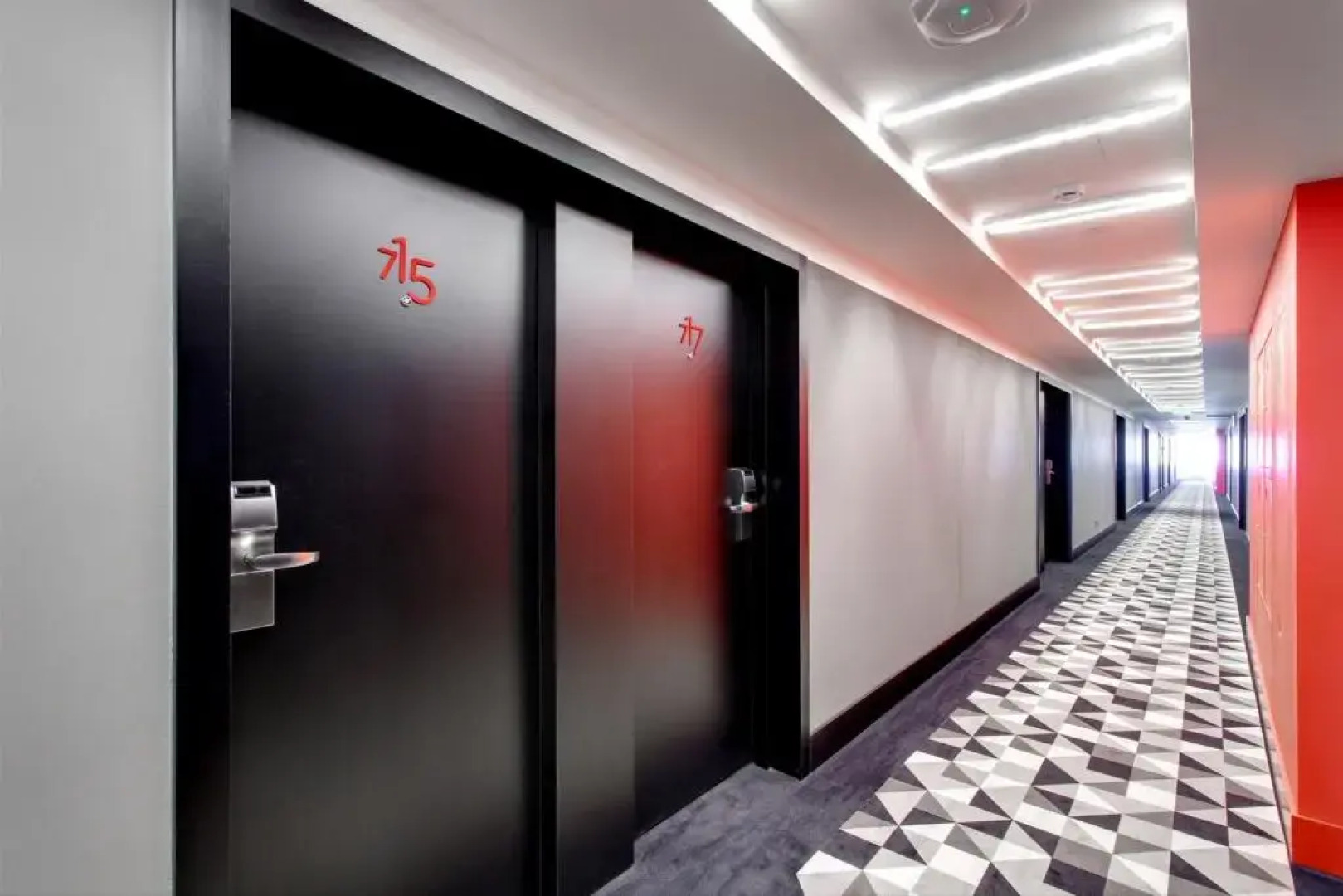 AZIMUT Сити Отель Владивосток 