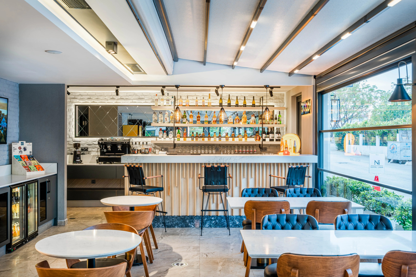 Отель Ni Hotel Lara