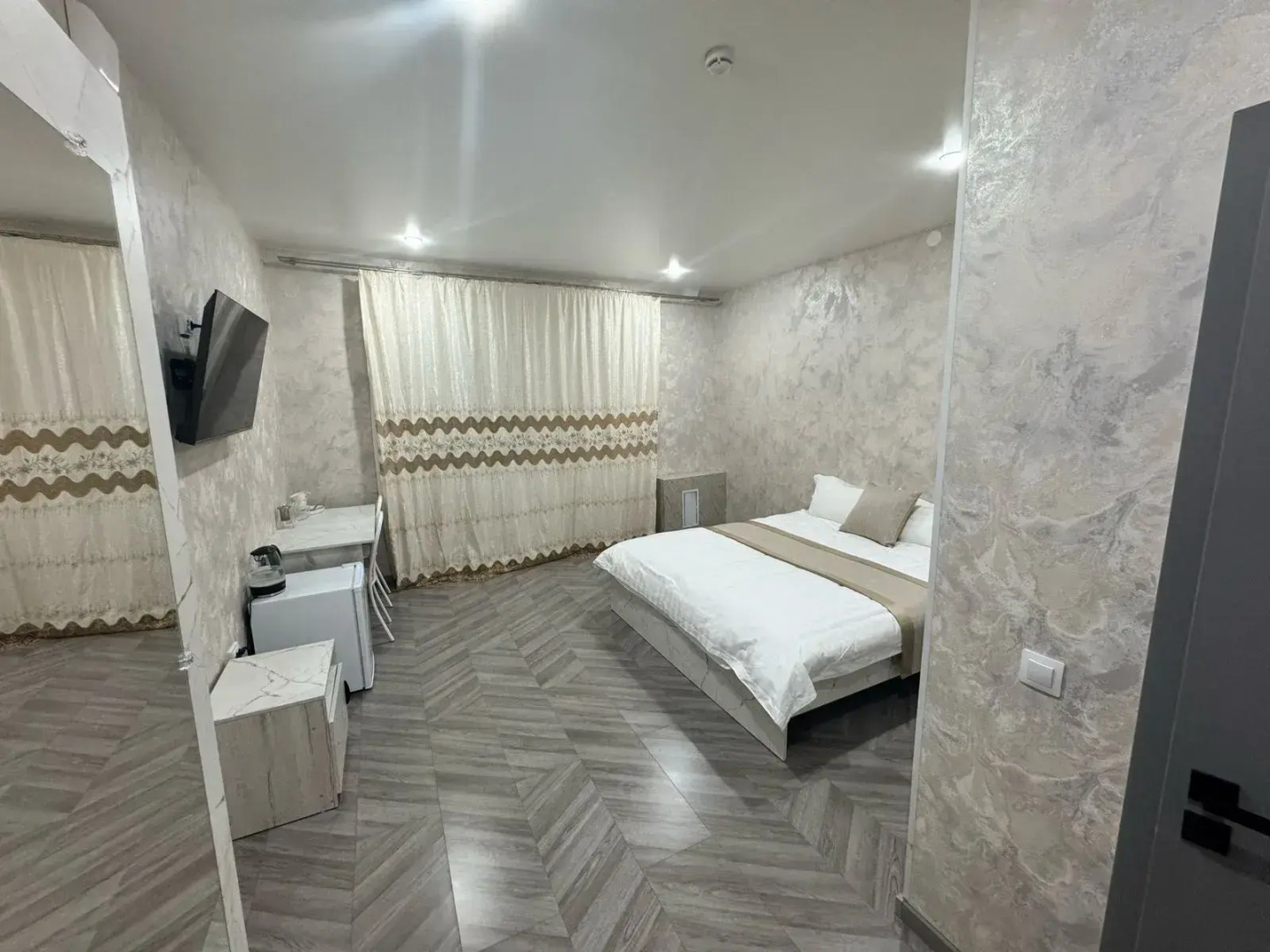 Отель Арарат