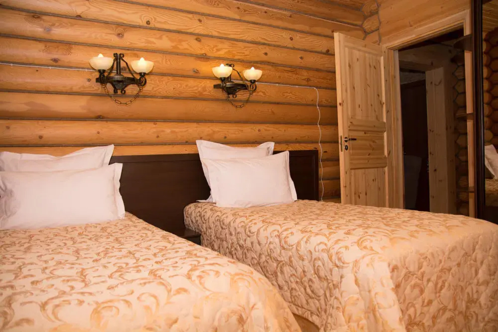 Эко-Отель "Заозерье"