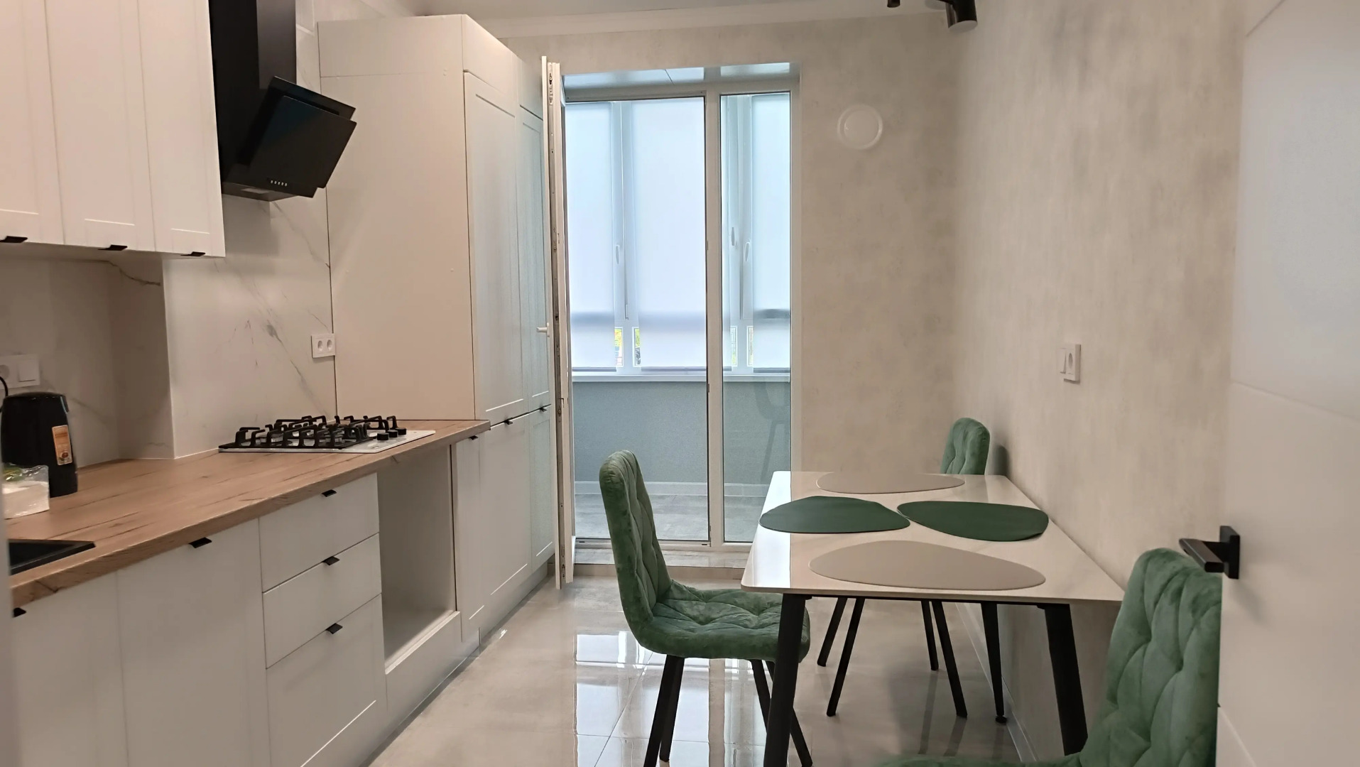 Квартира Двухкомнатная квартира возле Бфу Канта