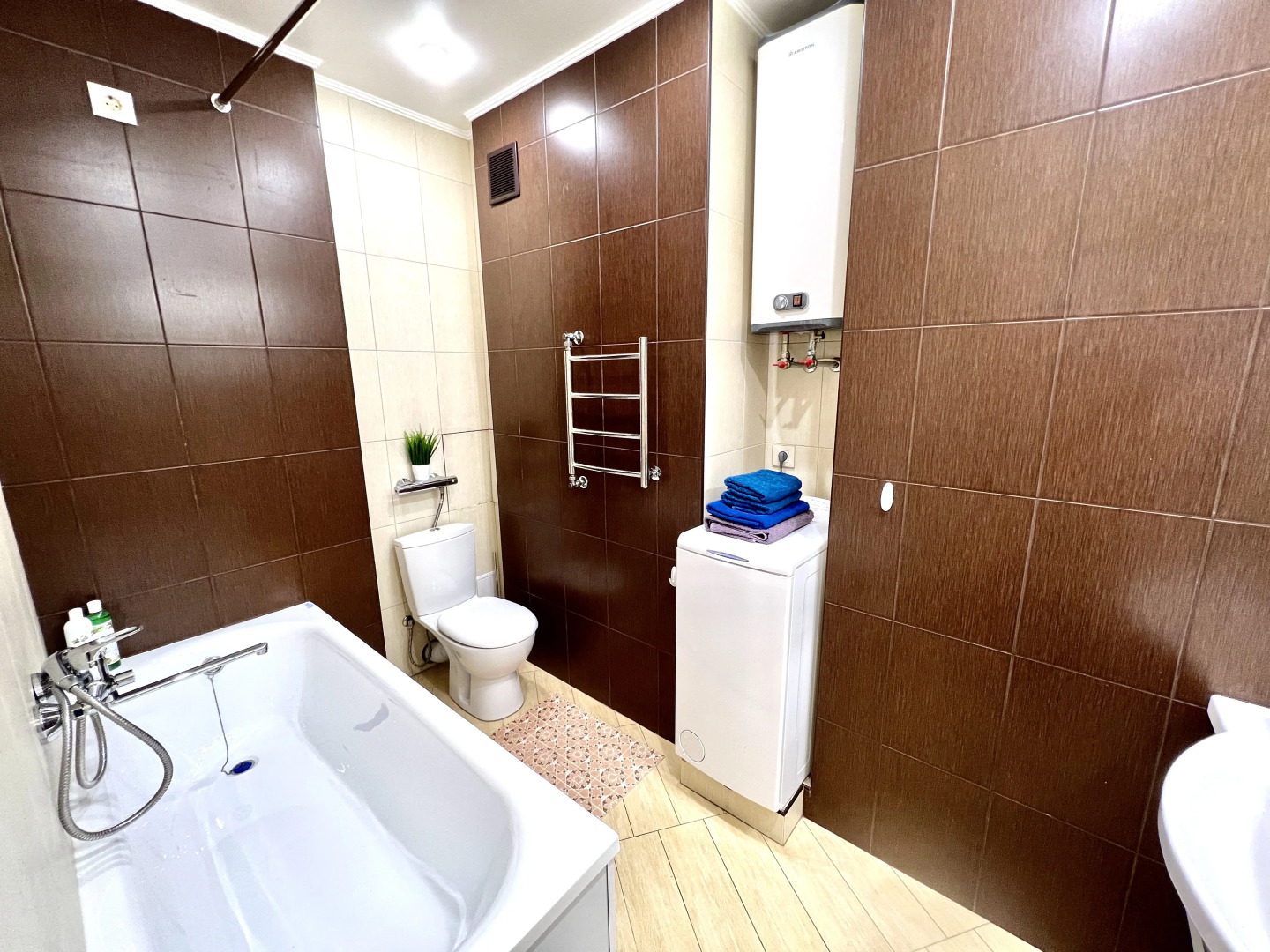 Апартаменты двухкомнатные на 11 Этаже в ЖК Современник с видом на реку Волгу