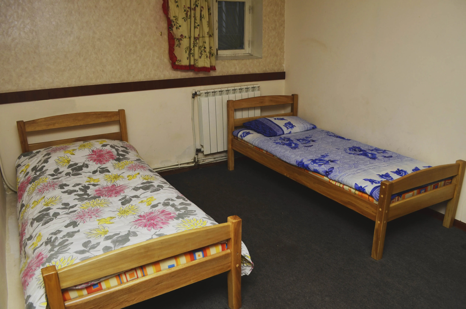 Хостел Sakharov & Tours