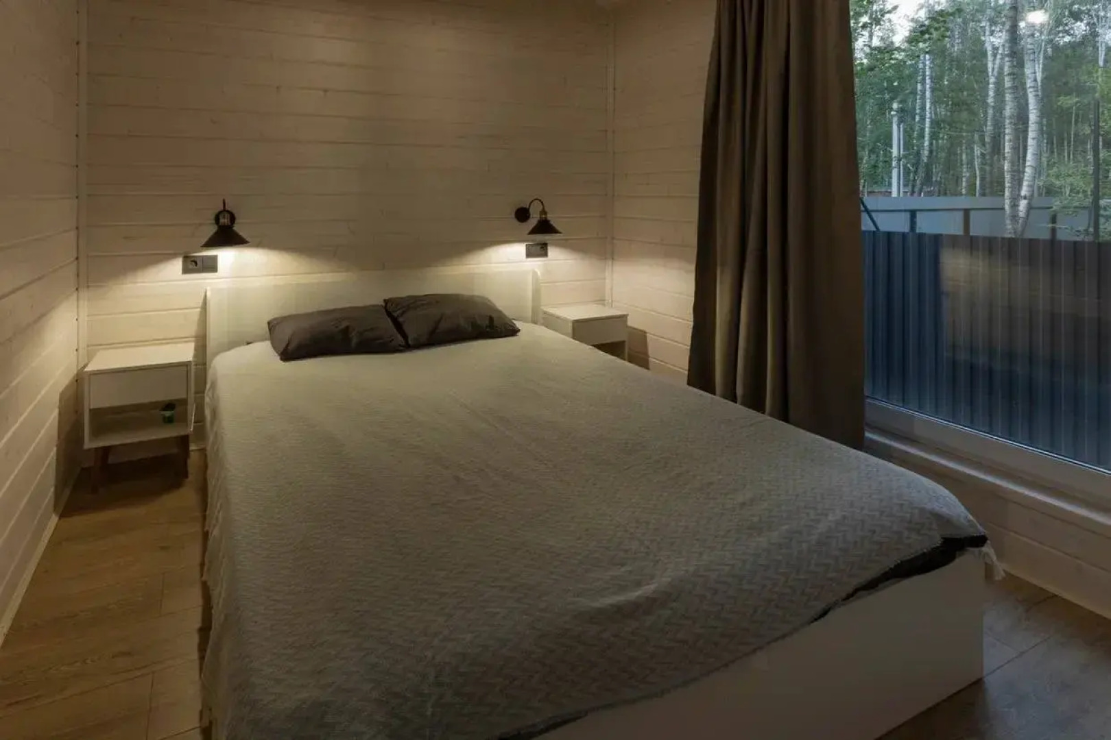 Частный дом Домик в лесу с камином и банным чаном