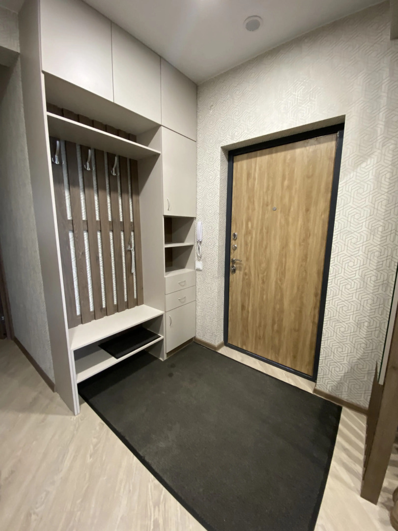 Квартира Большая двухкомнатная у метро Пионерская