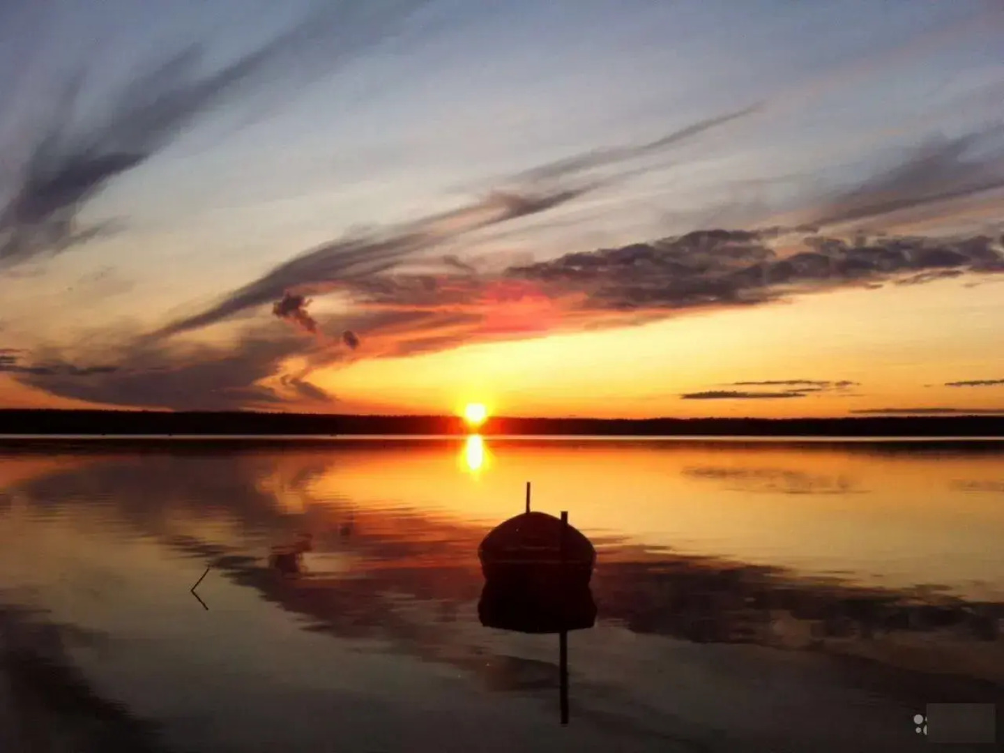 Частный дом на берегу Лемболовcкого озеpа