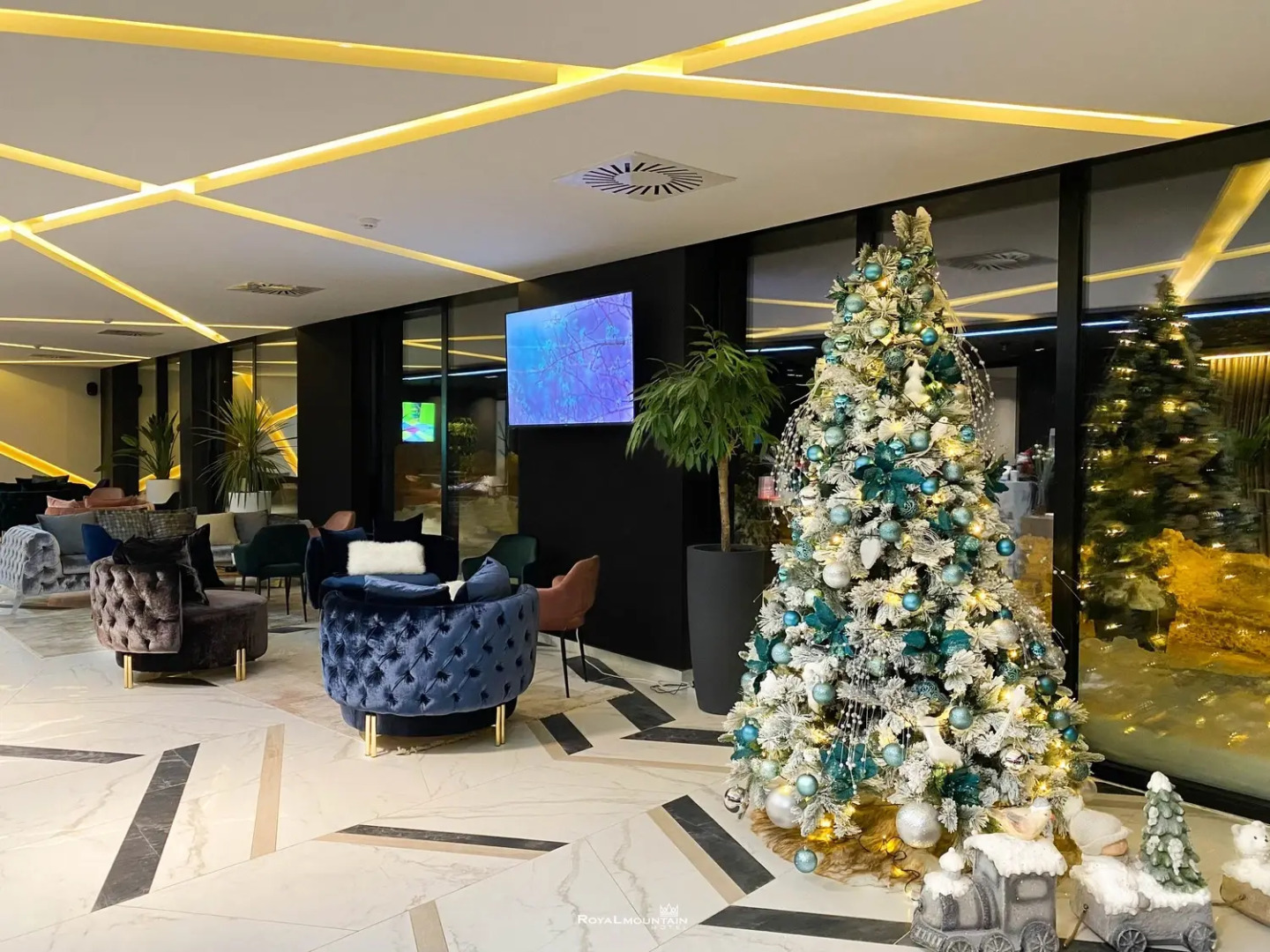 Отель Royal Mountain