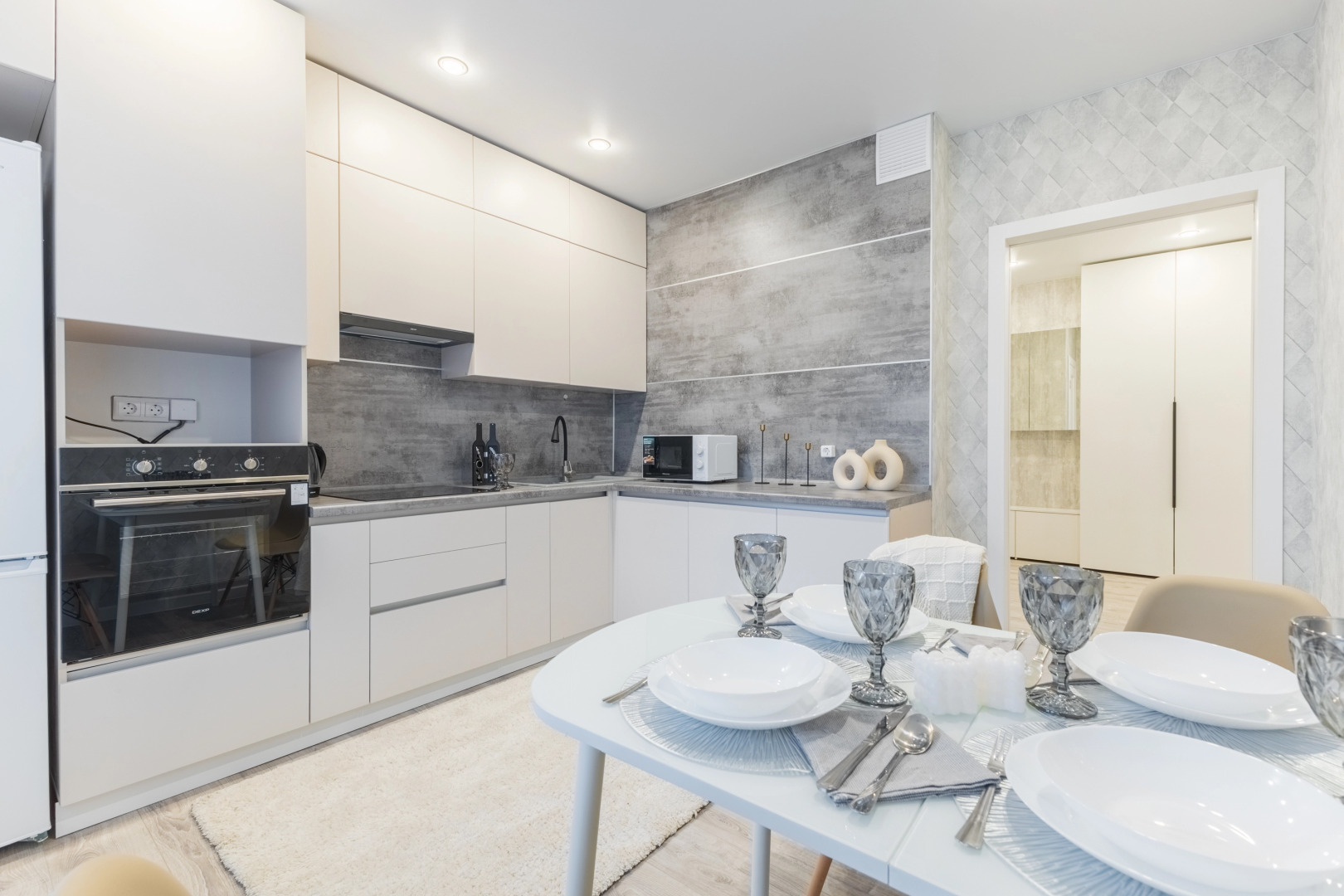 Апартаменты на Петра Полушкина