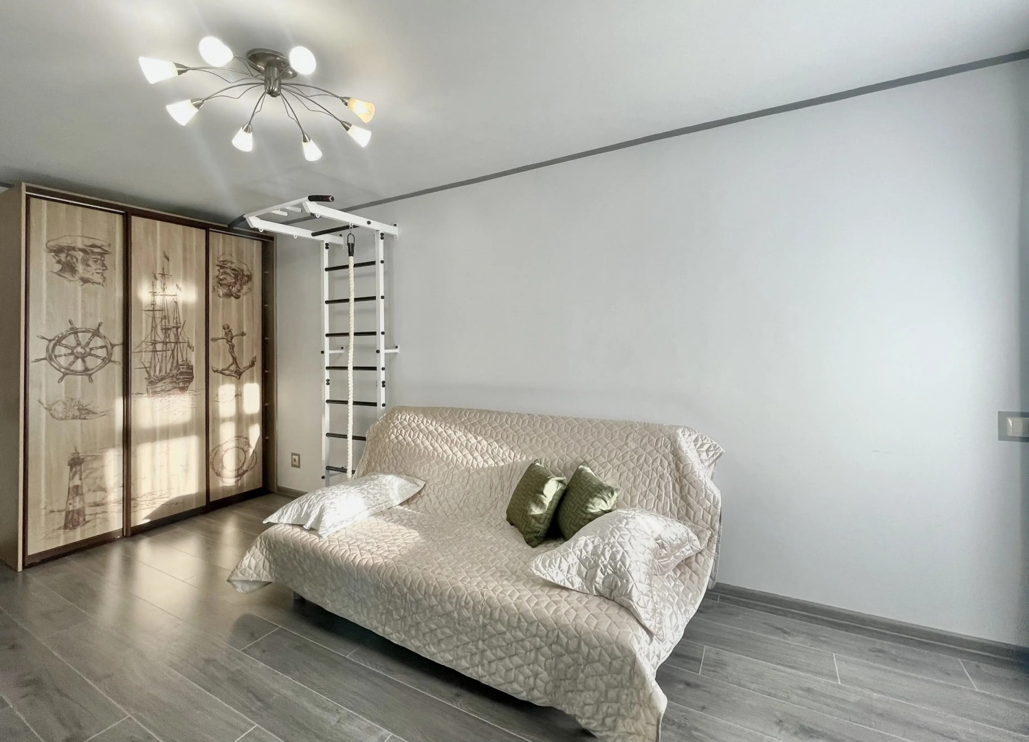 Апартаменты напротив ТЦ Park House