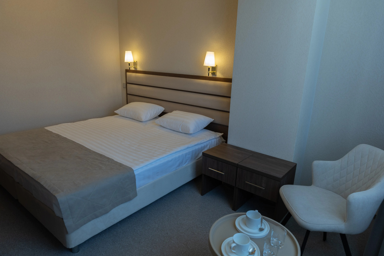 Отель Белый Лотос