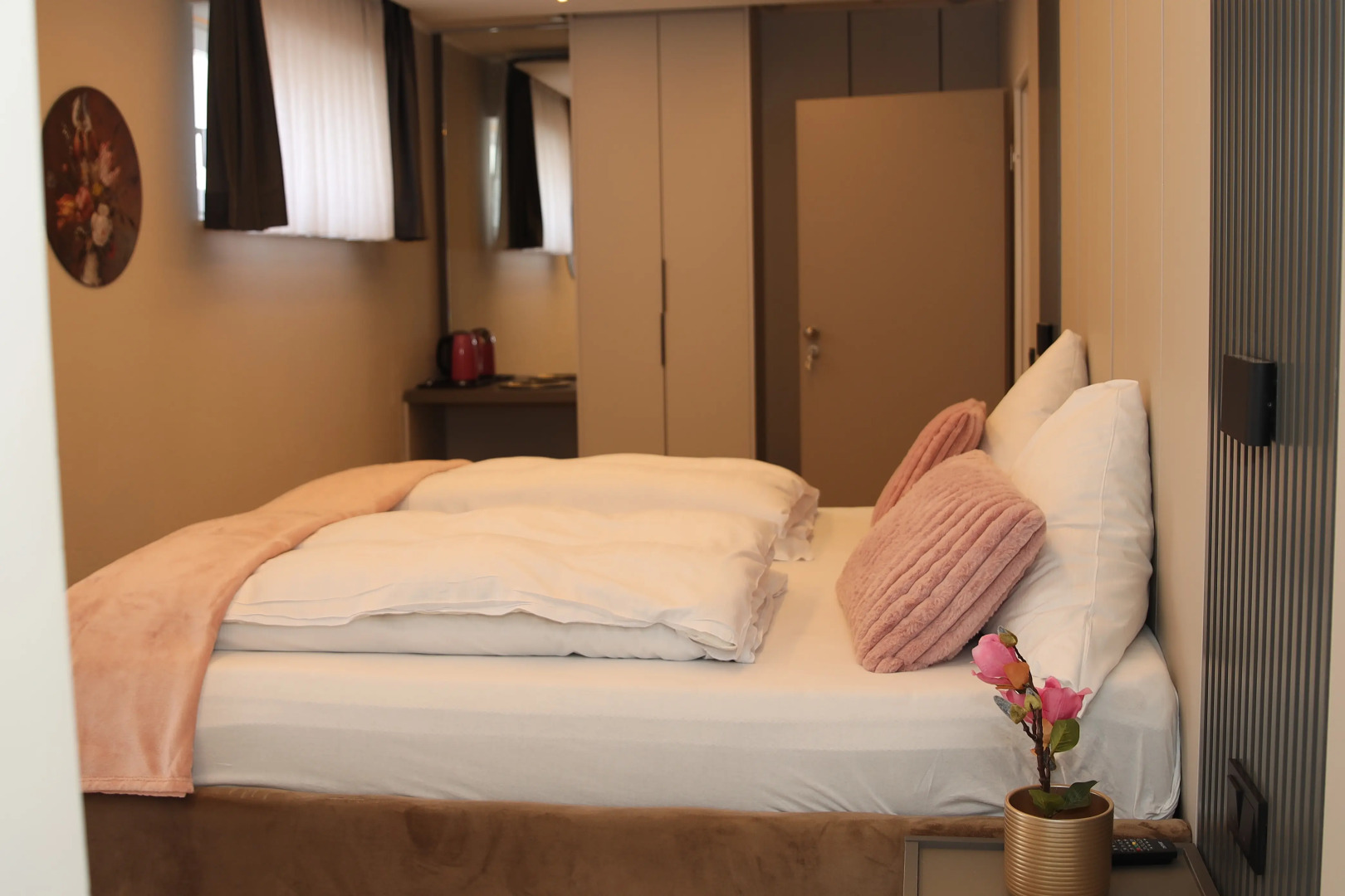 Отель Hafez Bad Salzuflen