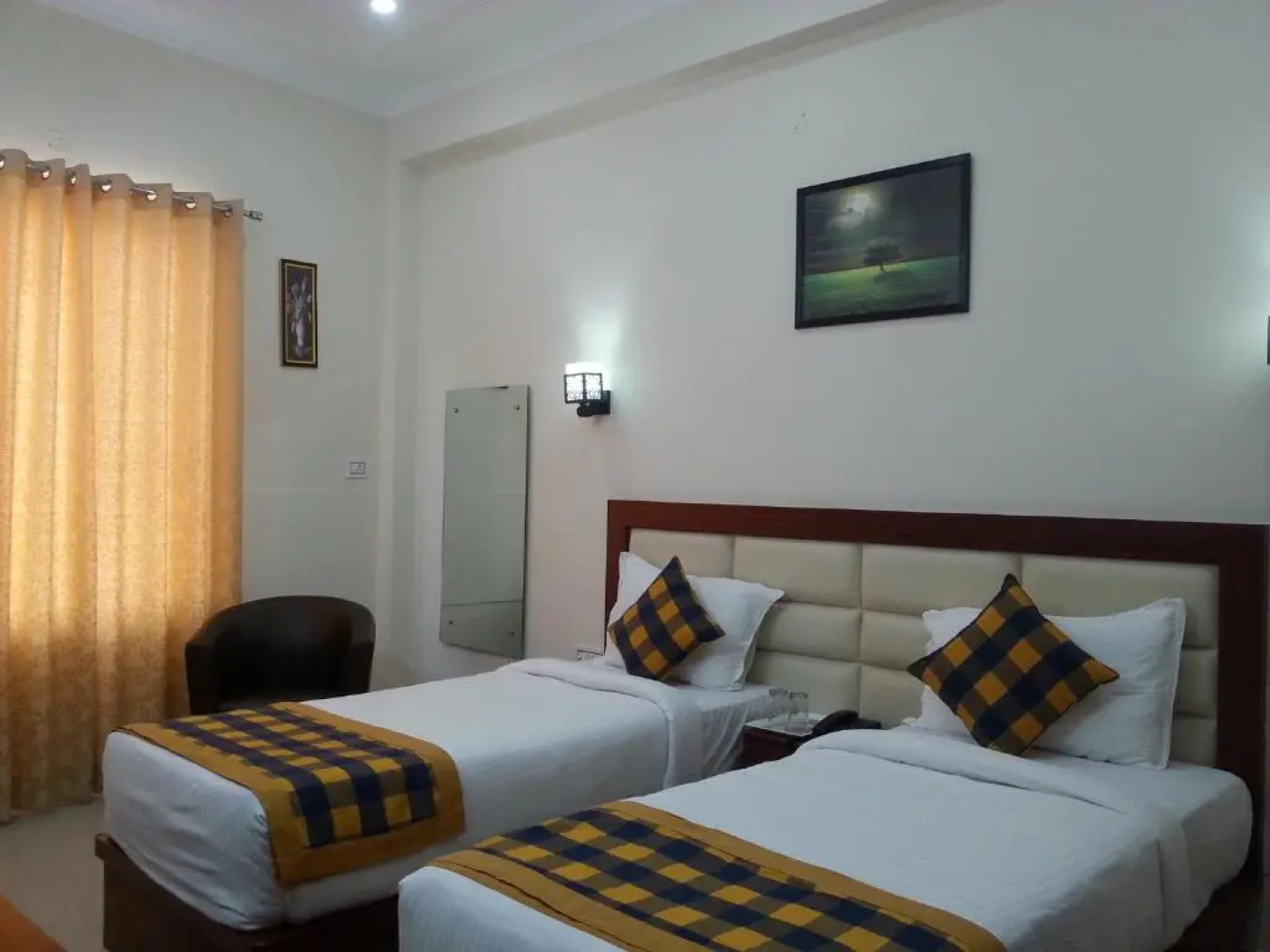 Мини-Отель Taj Village