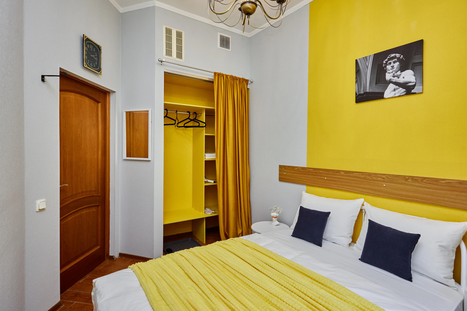 Хостел 18 Line