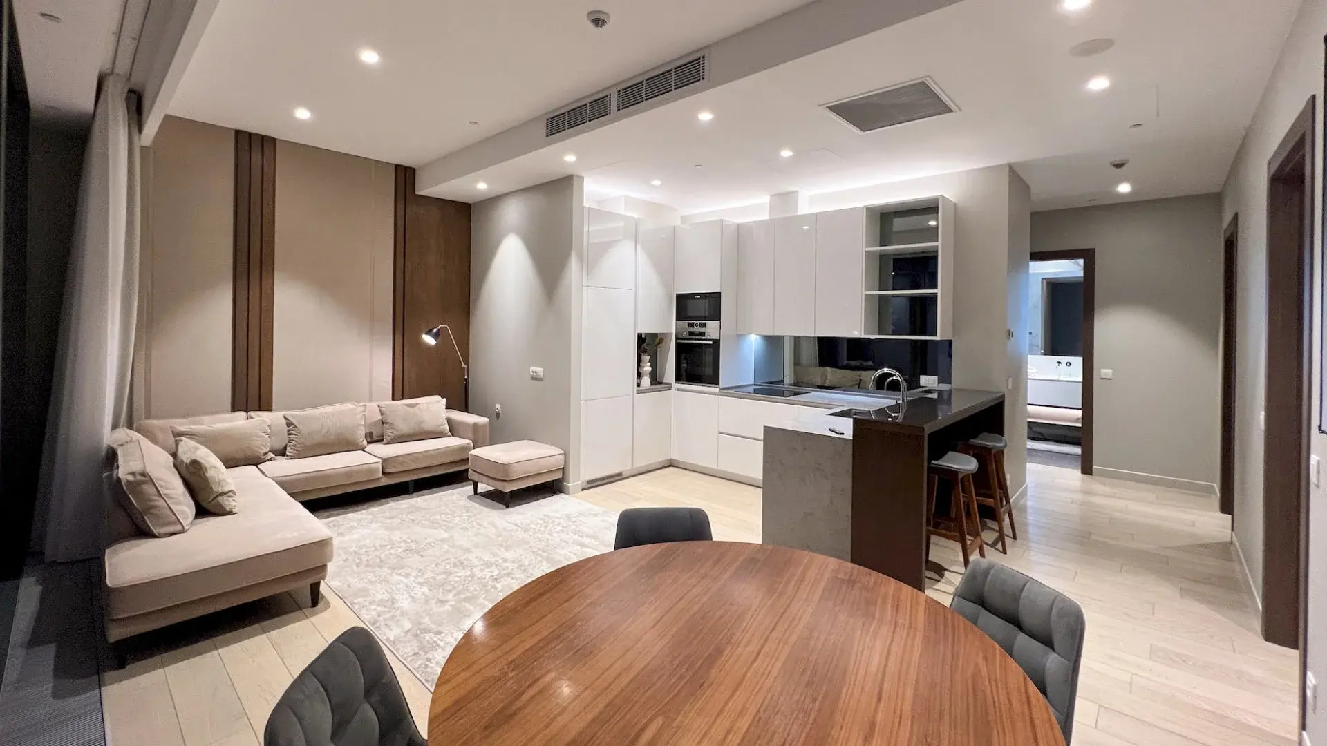 Апартаменты Москва Сити Platinum угловой вид 57 этаж 3 комнаты