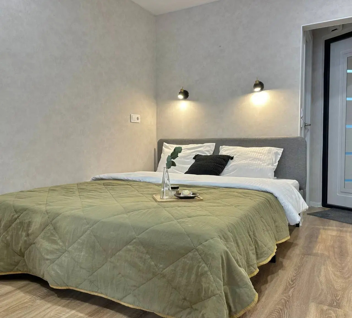 Уютные апартаменты на Чистопольской