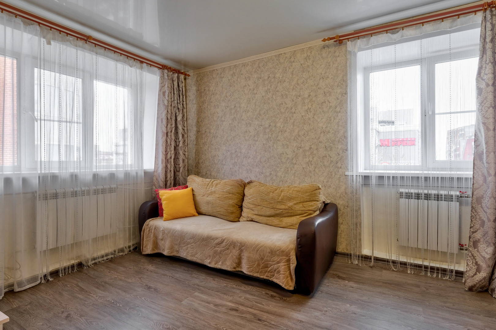 Апартаменты Володарского 8