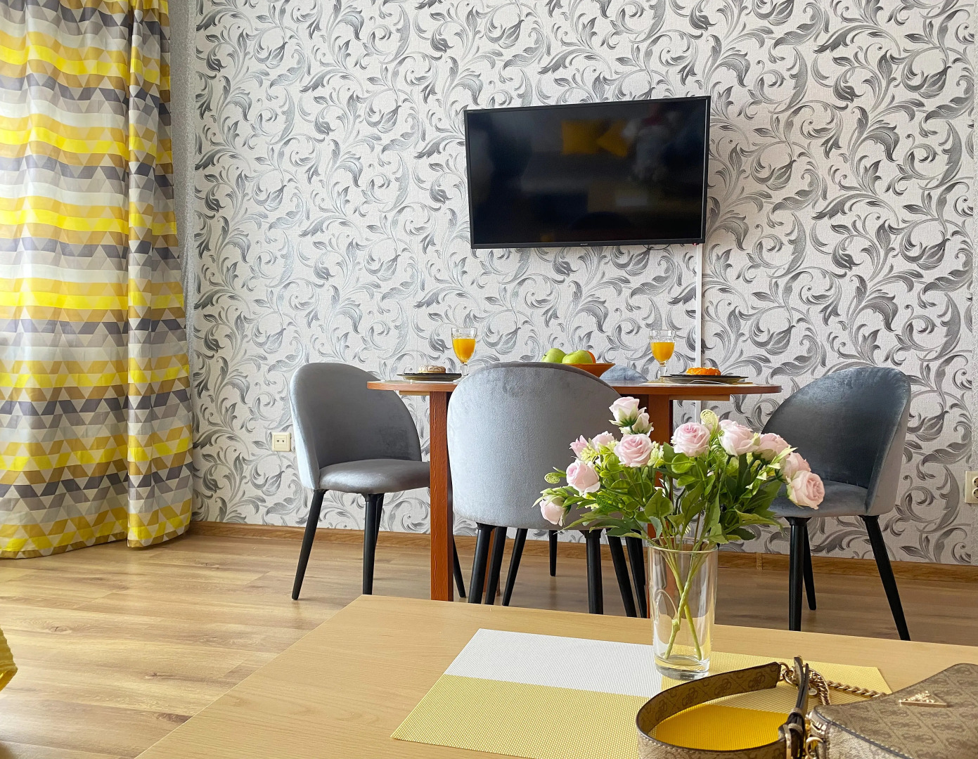 Квартира с Двумя Изолированными Спальнями в Центре Города на 6 гостей