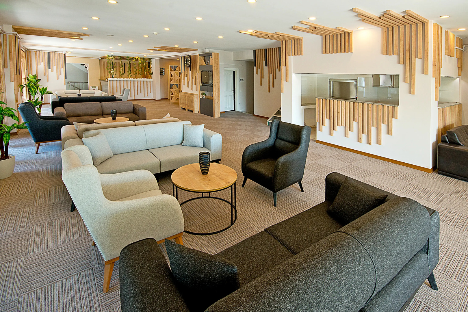 Отель Lion City