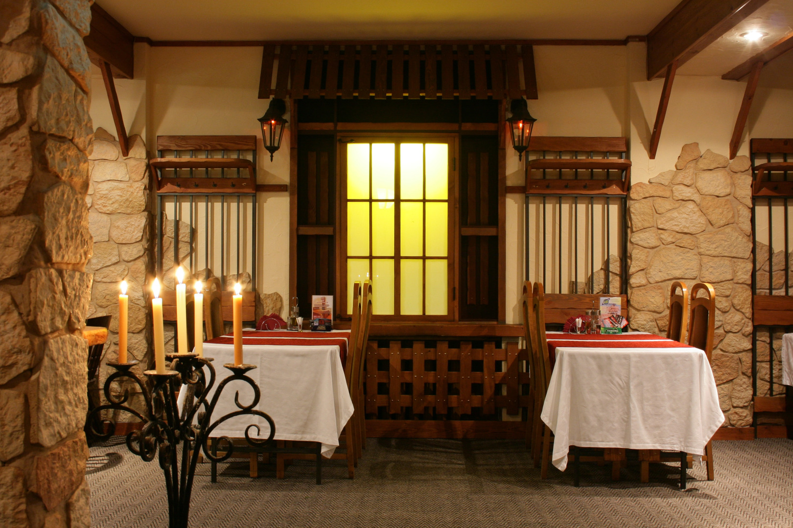 Отель Академия