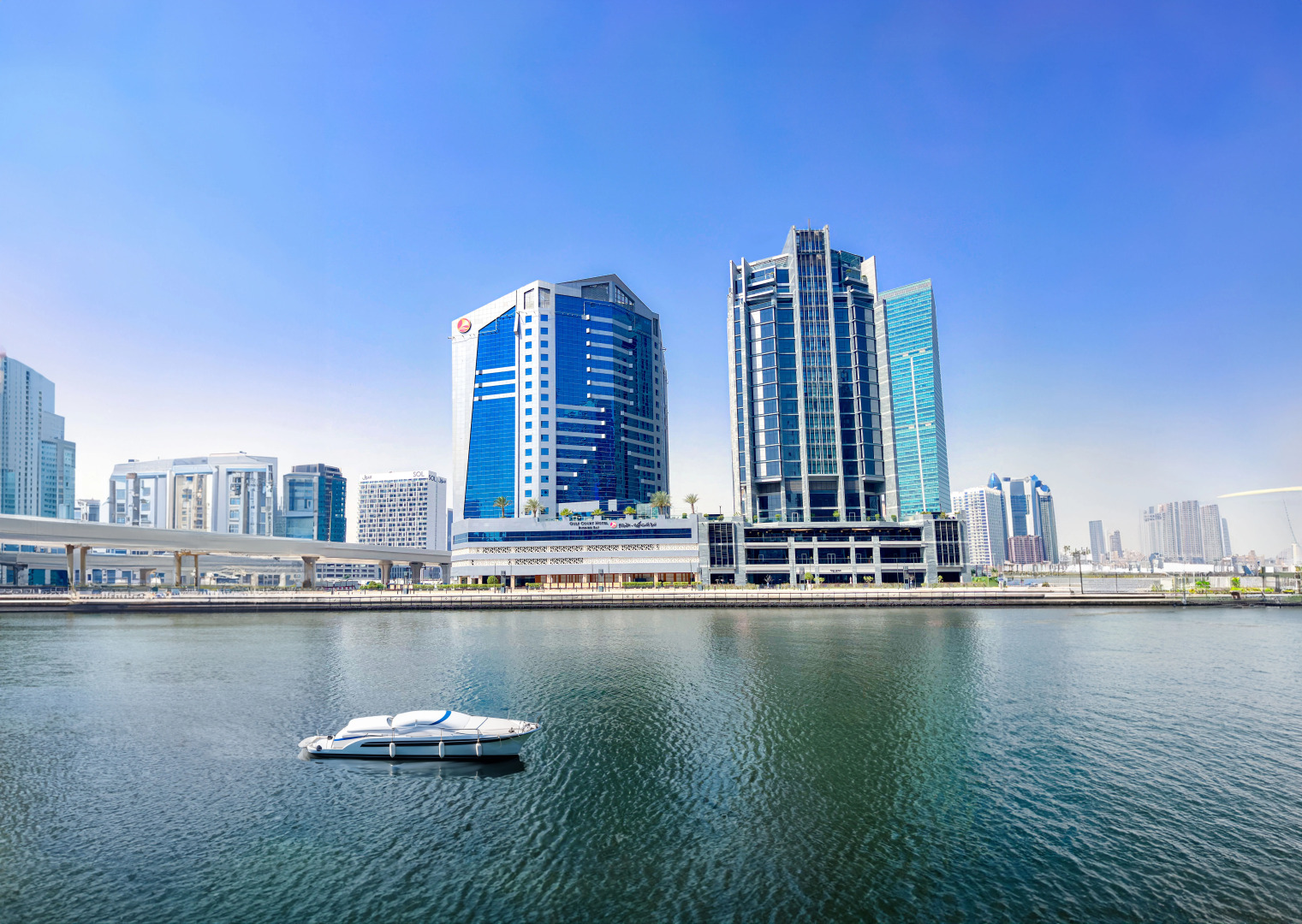 Отель Grand Mercure Business Bay