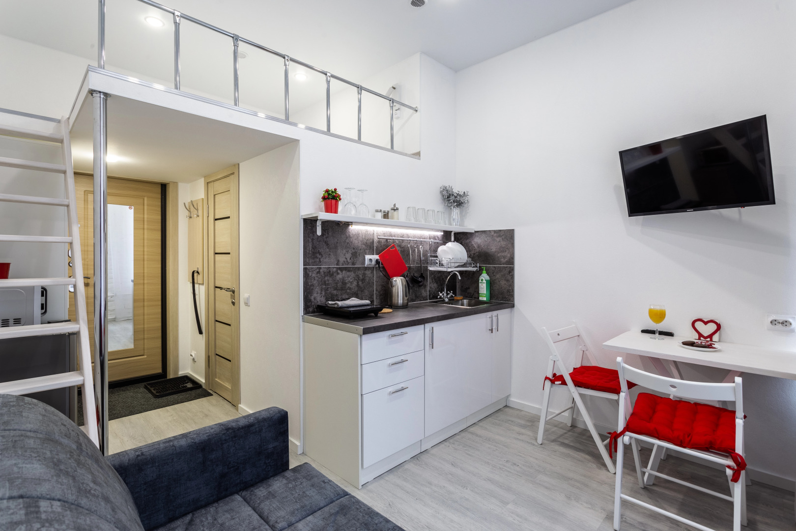 Апартаменты Quartet на Суворовском #2