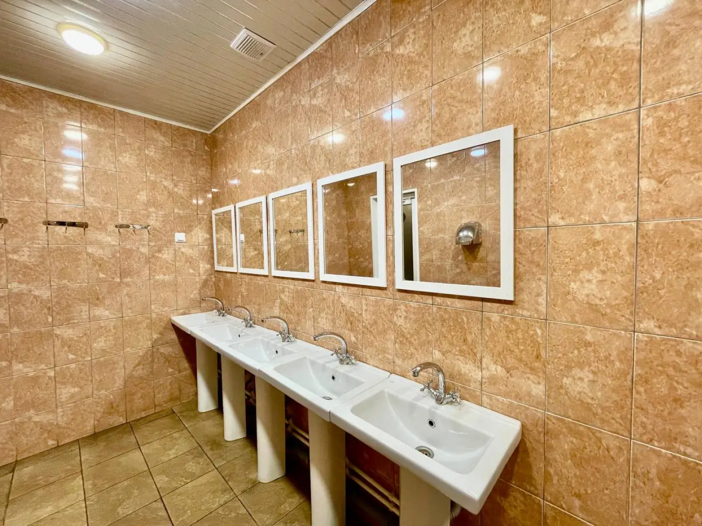 Хостел Махтал