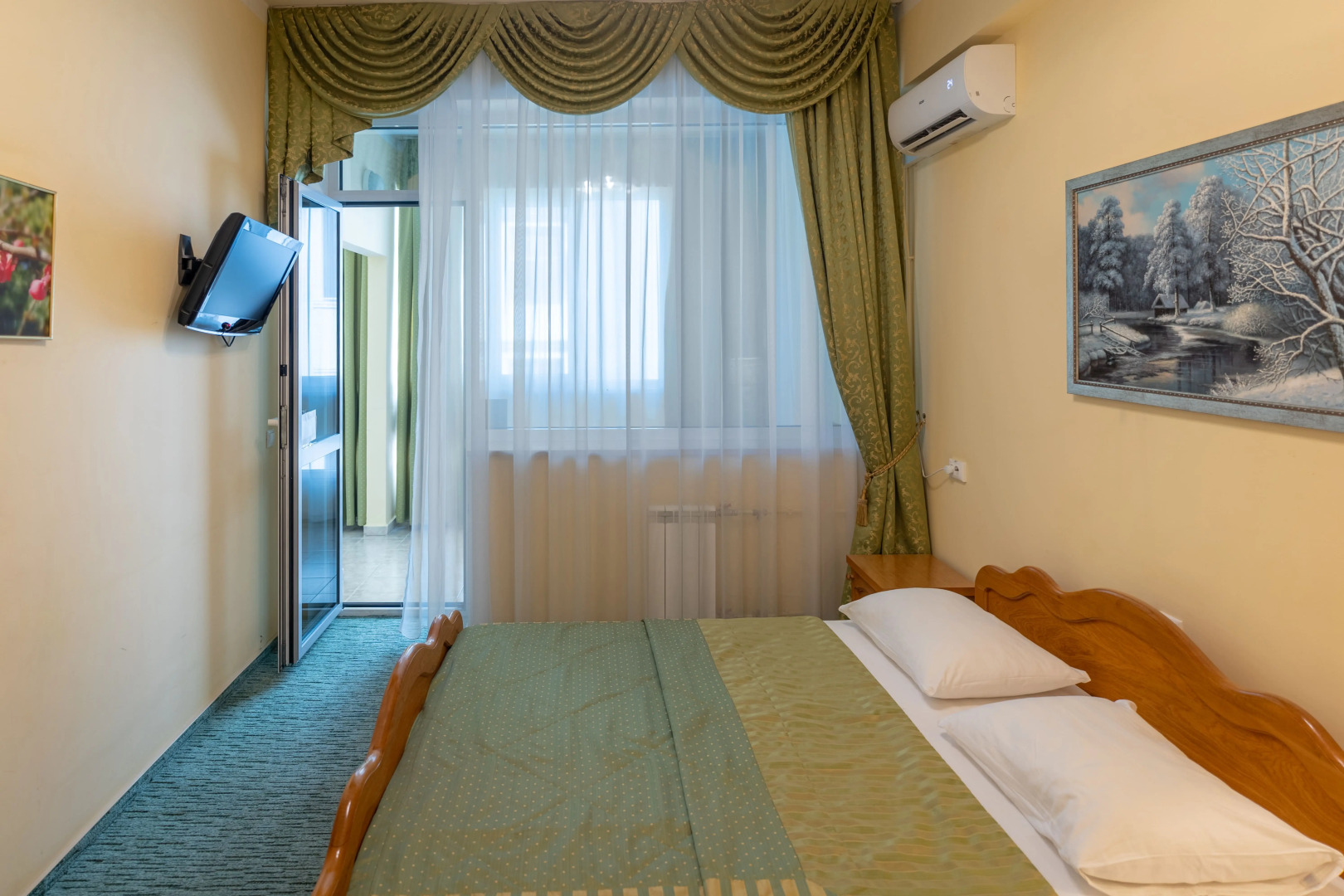 Отель Мирит