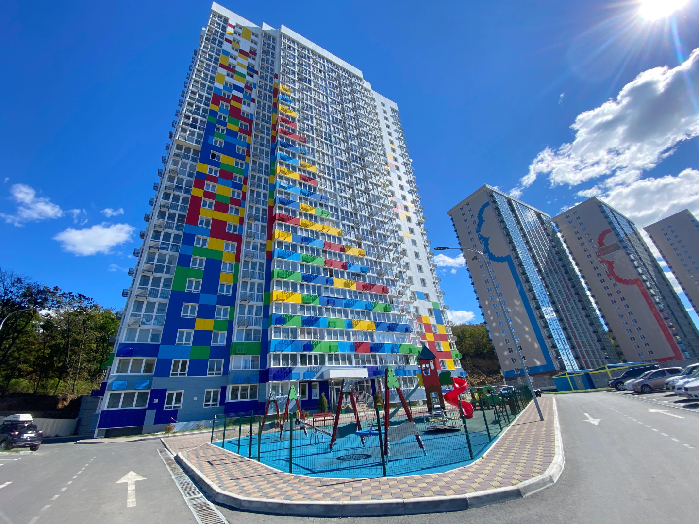 Апартаменты студия на Зеленом бульваре 19 на 24 этаже