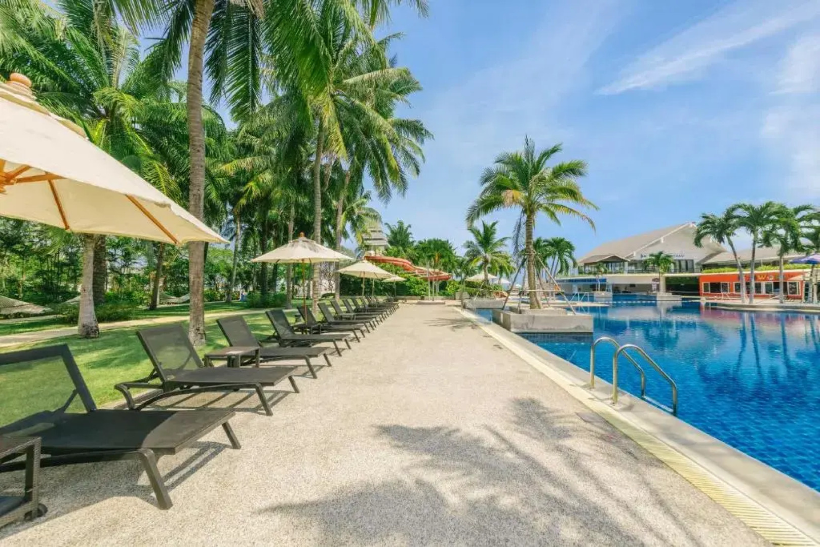 Отель Radisson Resort & Spa Hua Hin