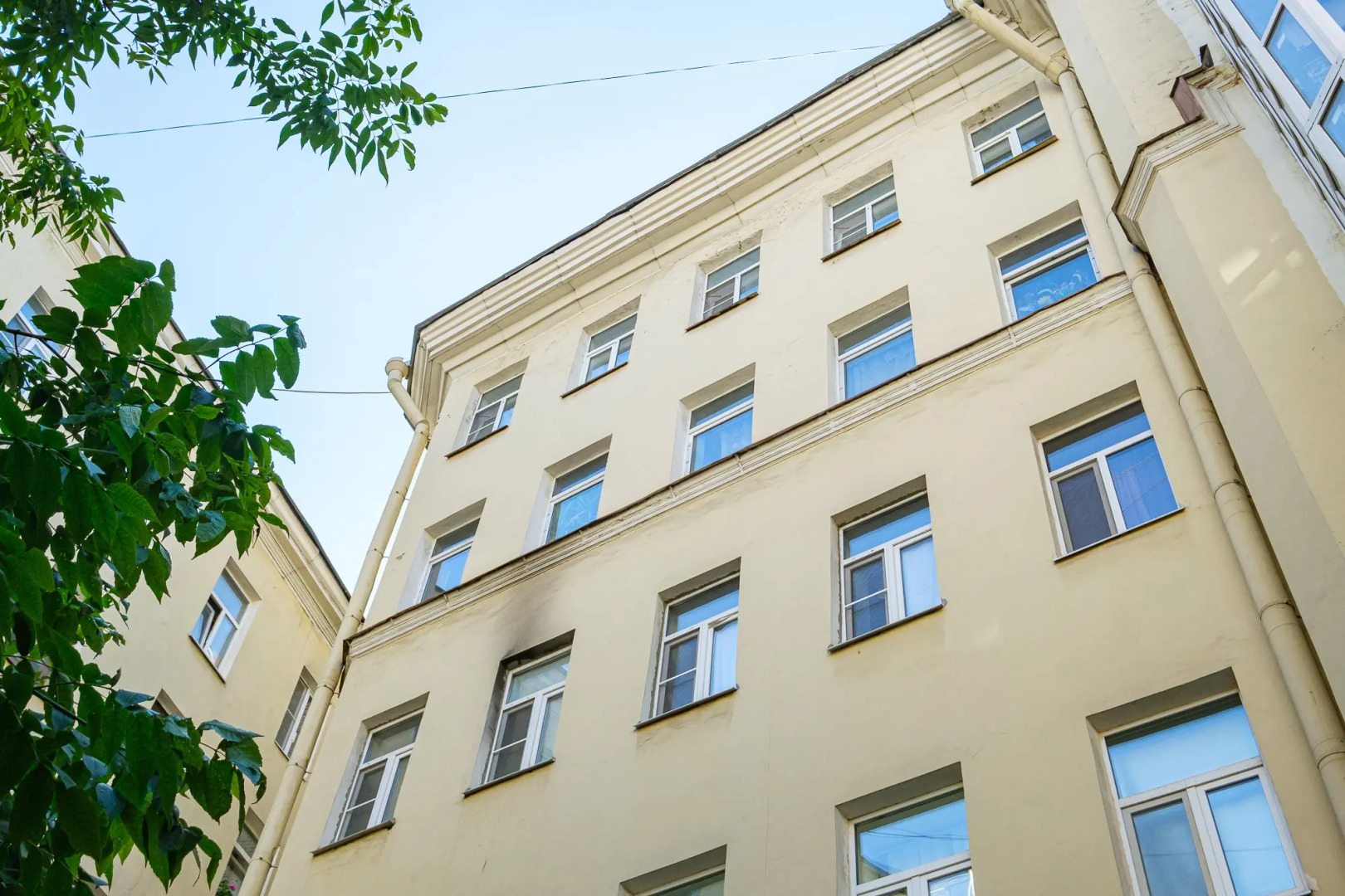 Апартаменты Две Спальни и Гостиная у Московского Вокзала для 8 Гостей