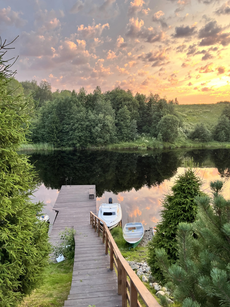 Частный дом у реки 2