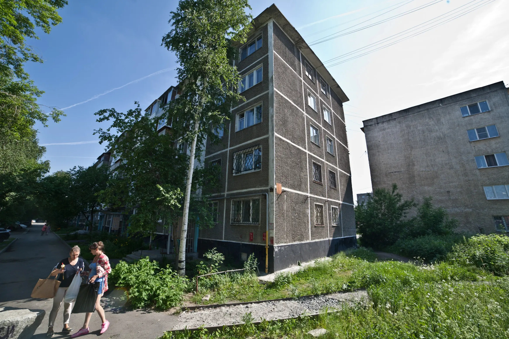 Апартаменты на Бардина