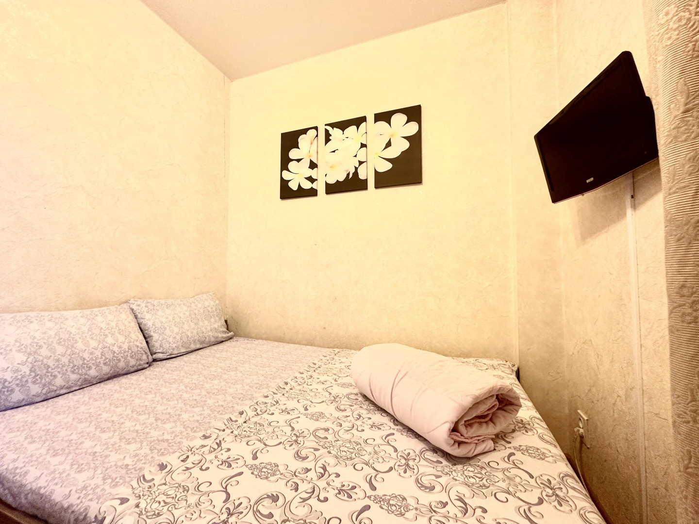 Апартаменты Двухкомнатные  Рядом с Тц Фантастика