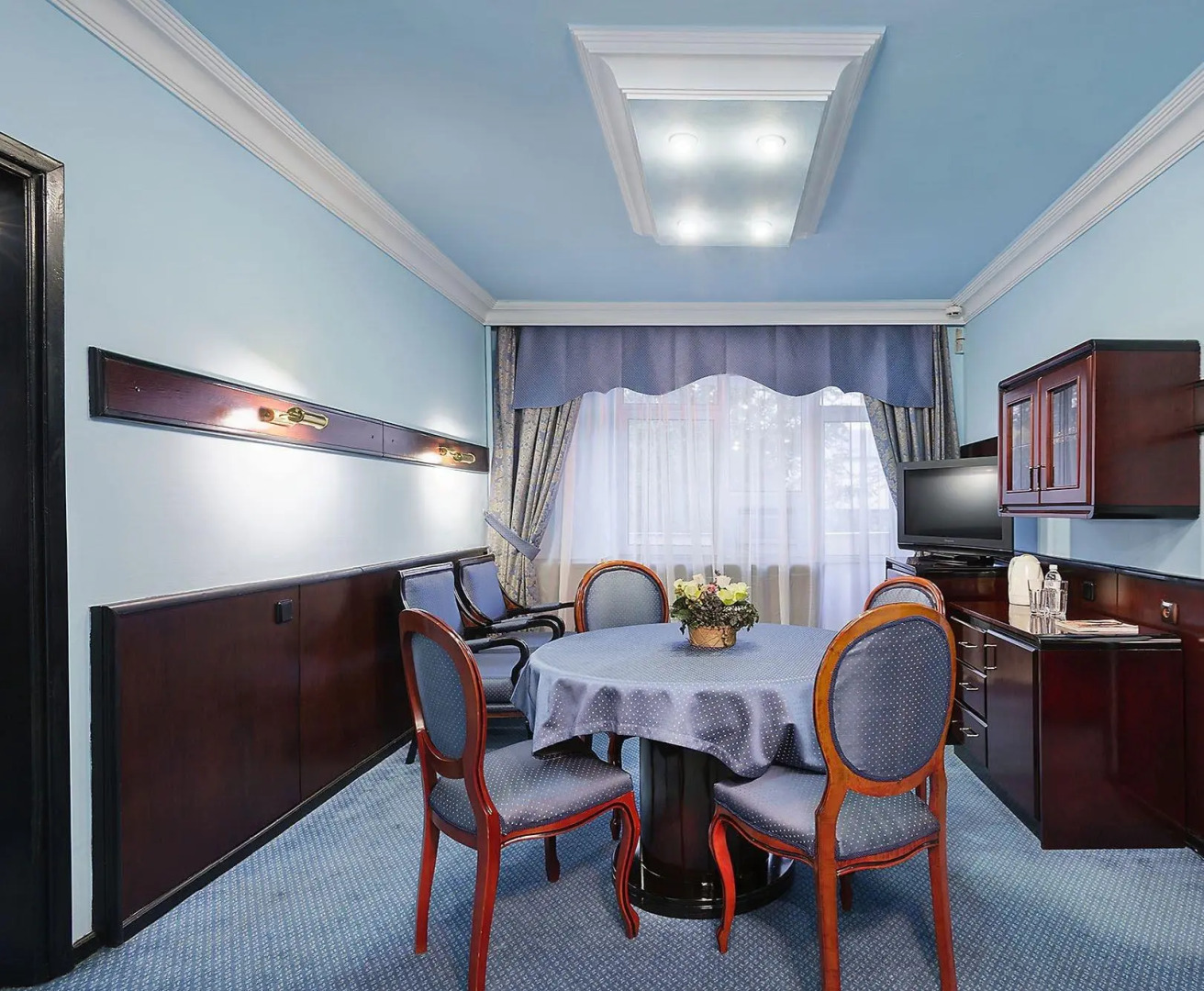 Отель Отрар