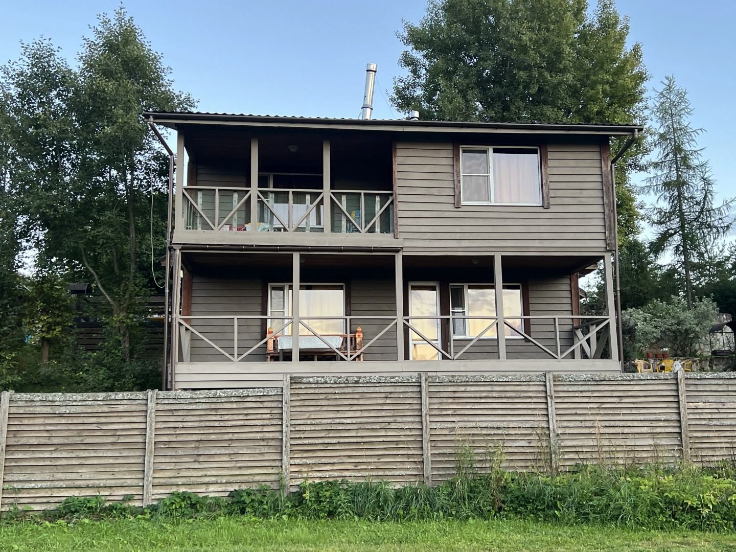 Частный дом в деревне Донцо