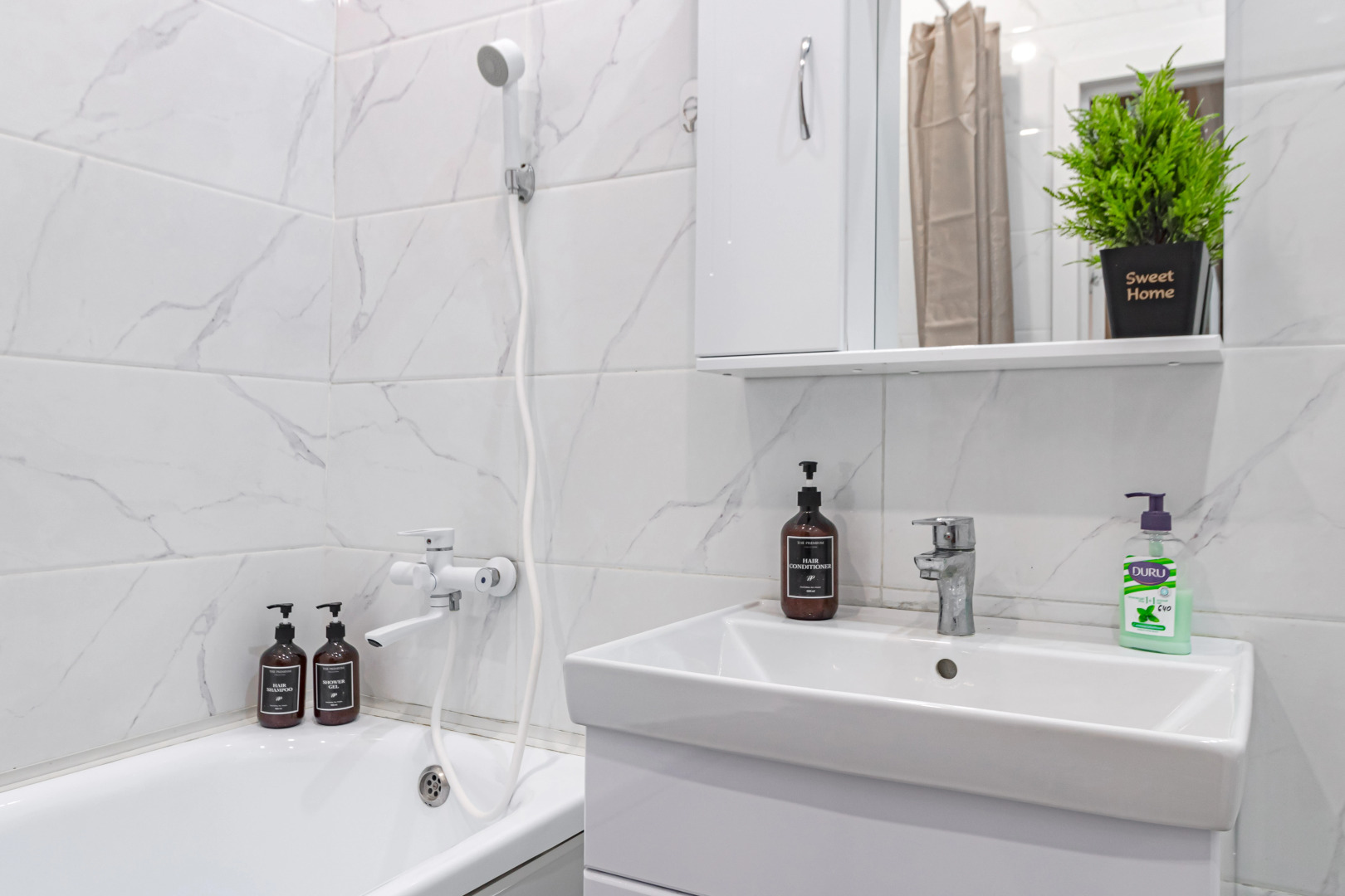 Апартаменты Евродвушка с видом на Барыс Арена