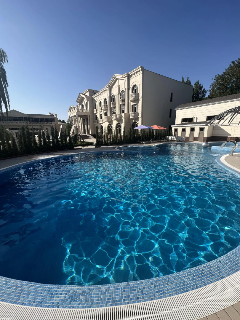 Отель Zarafshon Parkside Hotel