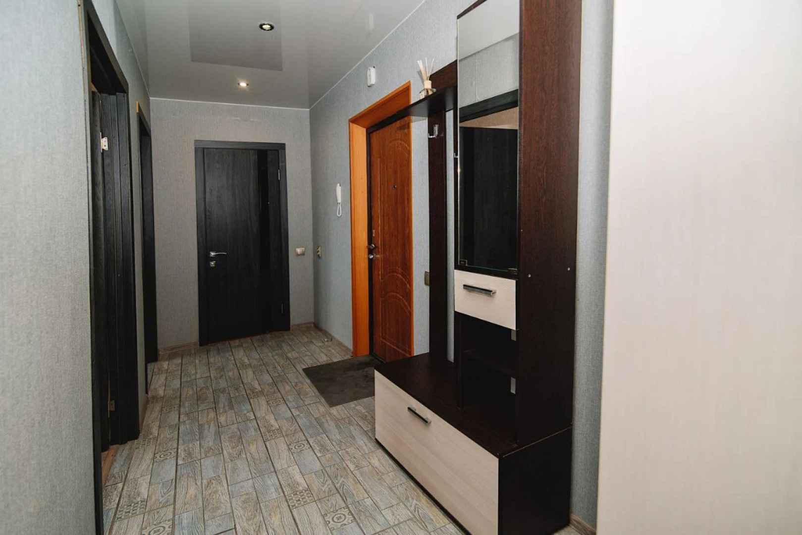 Апартаменты Апрель на Брестской