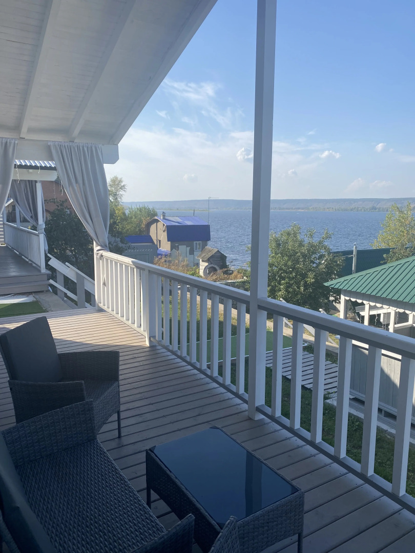 Частный дом в коттеджном поселке Зольное Вилладж на берегу Волги