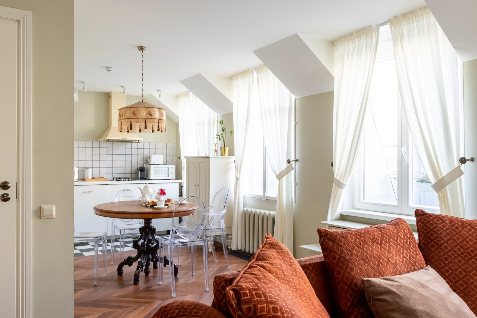 Апартаменты Мансарда с террасой в центре Санкт-Петербурга