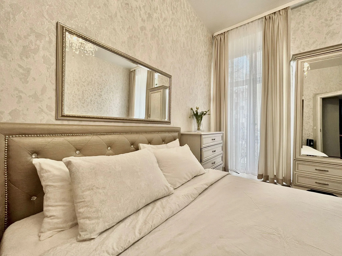 Апартаменты Карла Маркса 19