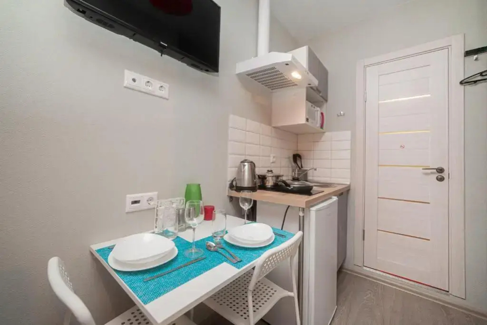 Квартира студия на Бачуринской 12-3