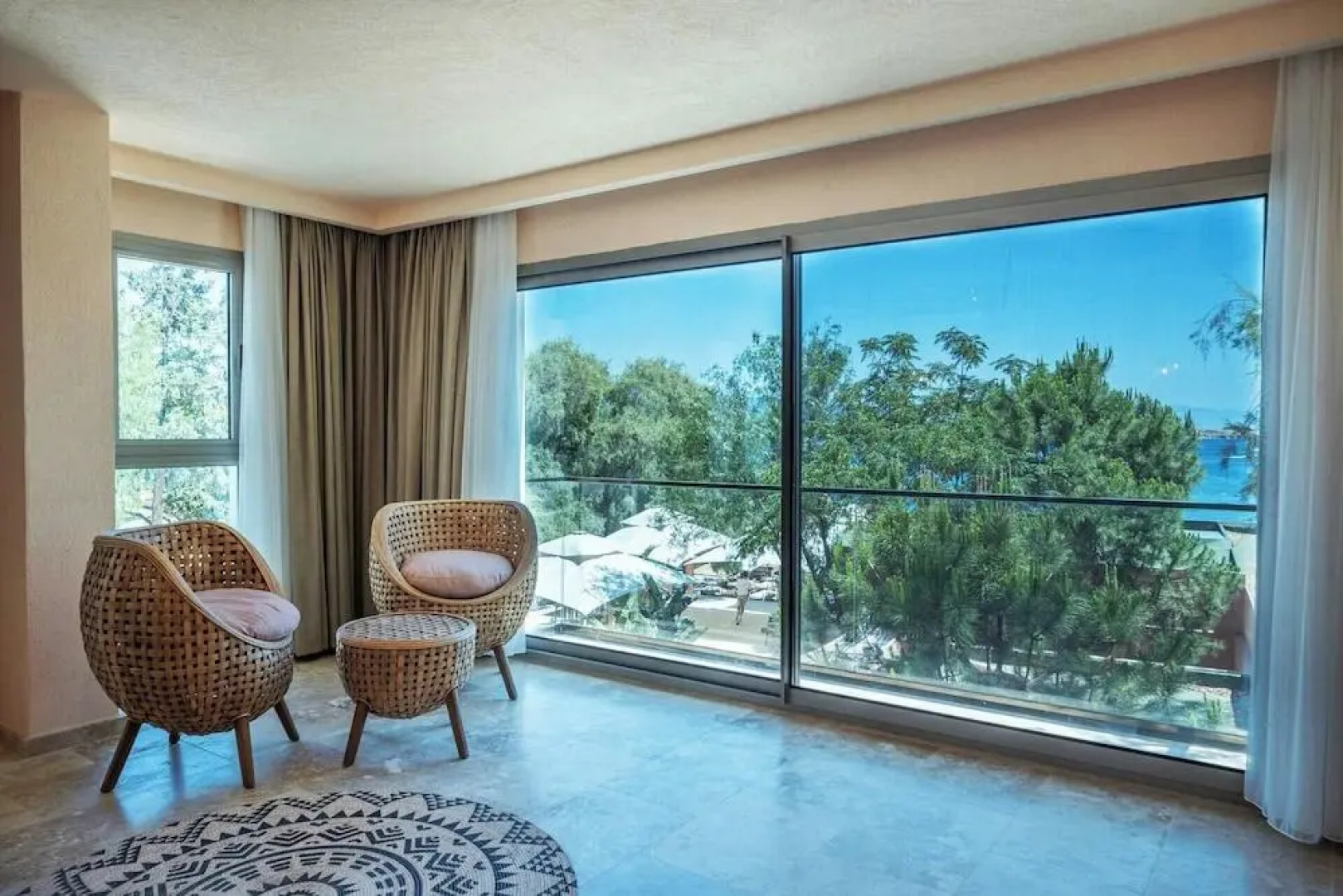 Отель Inone Mucho Selection Hotel