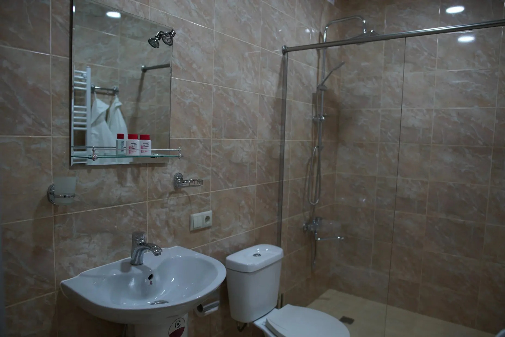 Отель Tbilisi Sea Hotel