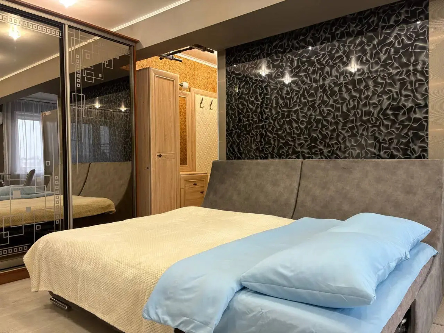 Апартаменты в Новомосковске по ул. Солнечная